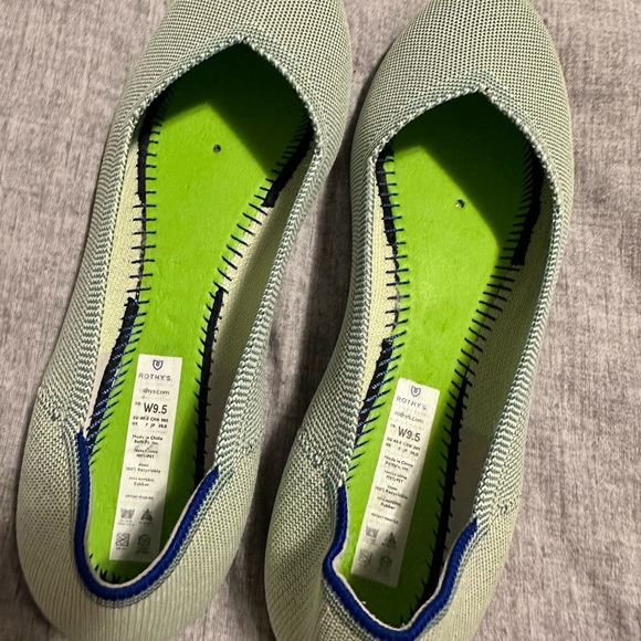 COPY - Rothy’s rounded flats - Picture 4 of 4